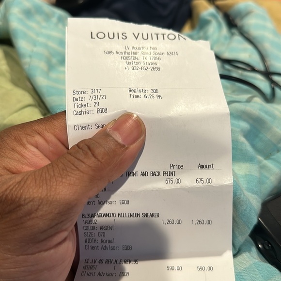 Louis Vuitton Millenium Sneakers - Picture 4 of 4